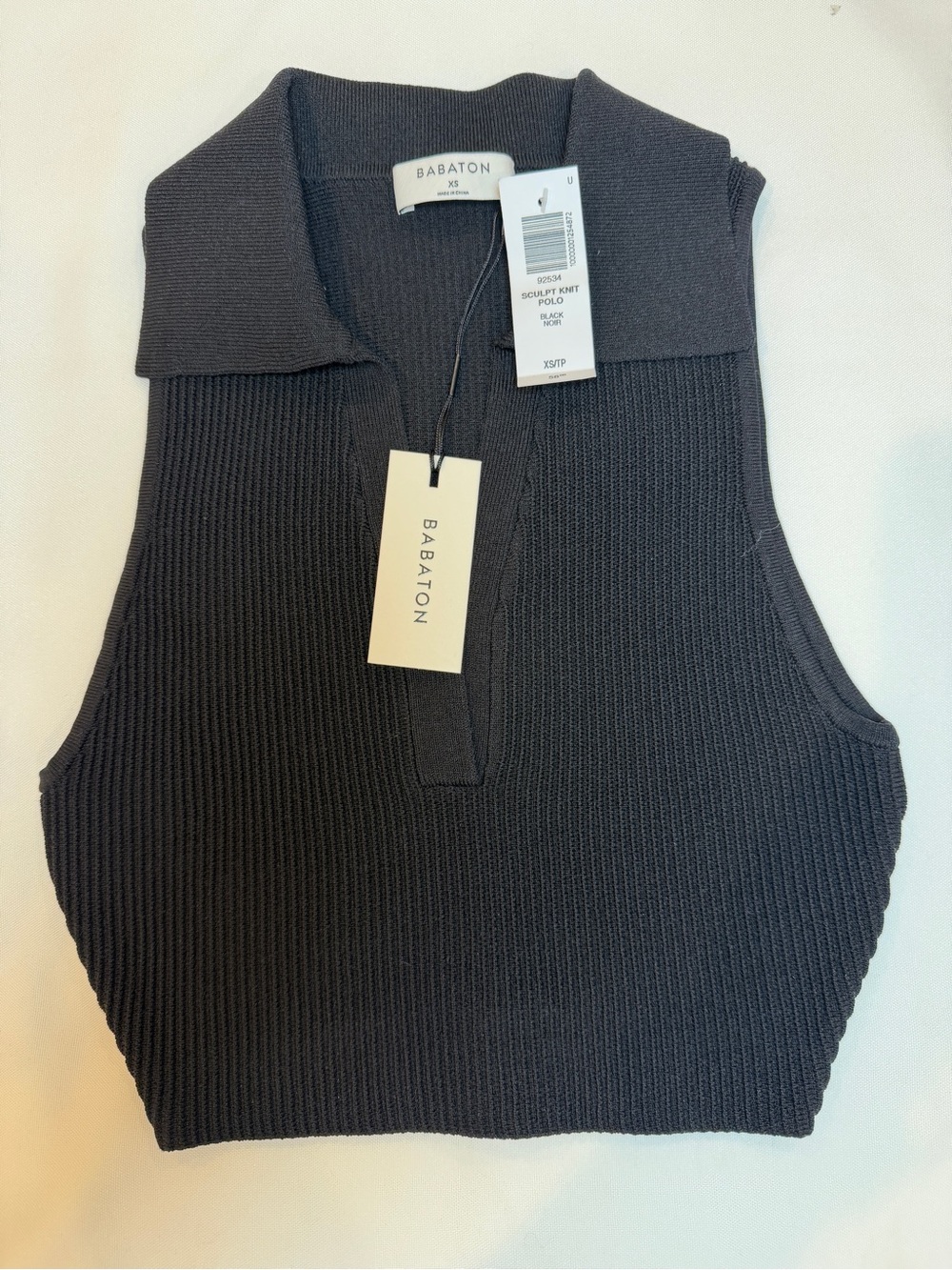 New With Tags Aritzia Babaton Black Rib Knit Sleeveless Polo Top size XS